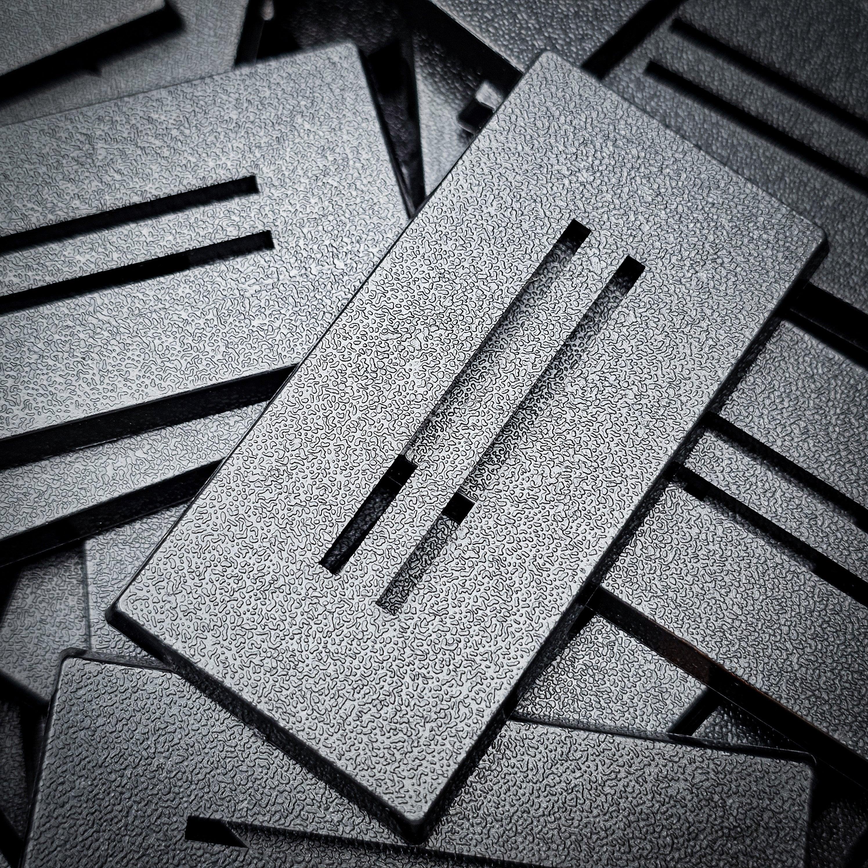 60x30mm Rectangle Slotted Plastic Bases - Image 9
