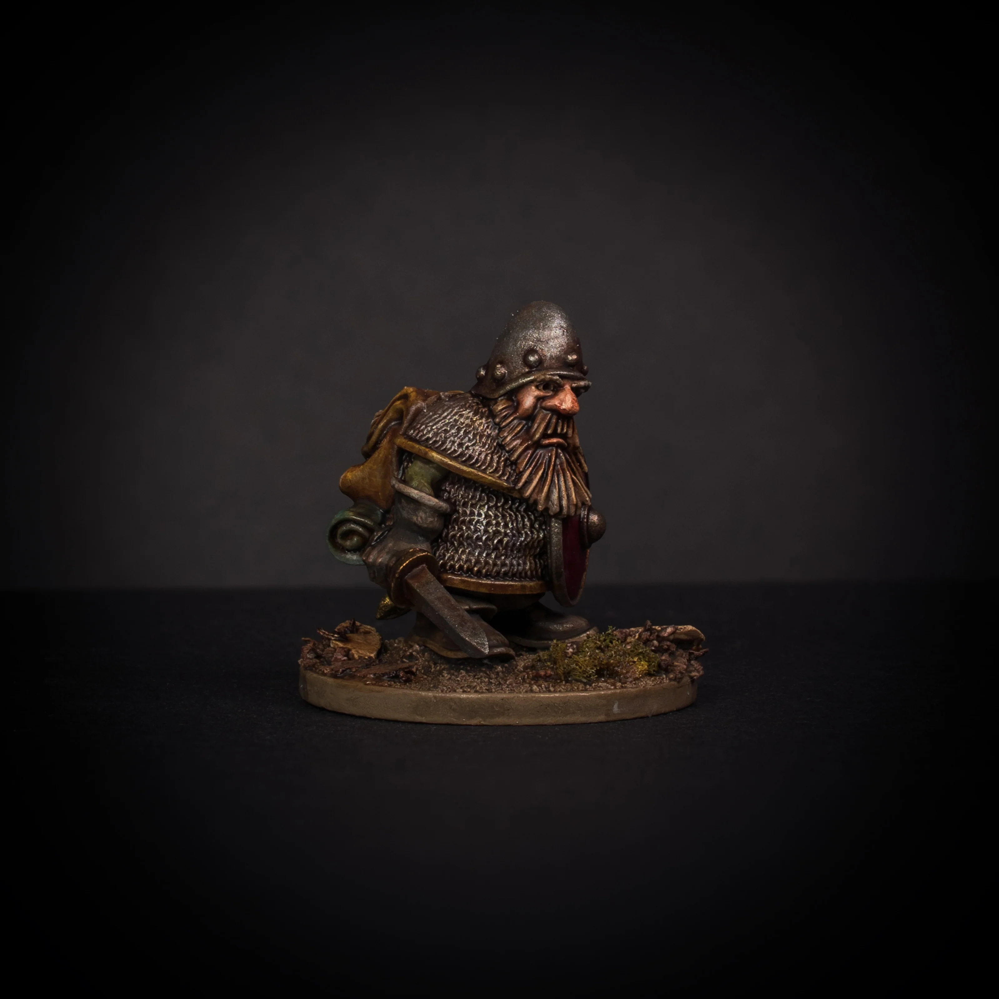 Erik Silvarsson Dwarf Adventurer - Image 3