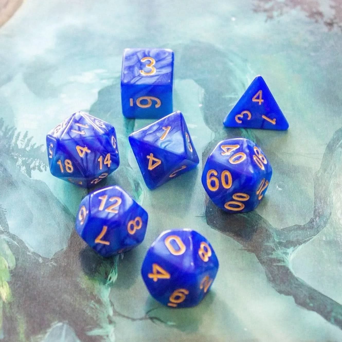 Purple Pearl Dice Set - Image 5