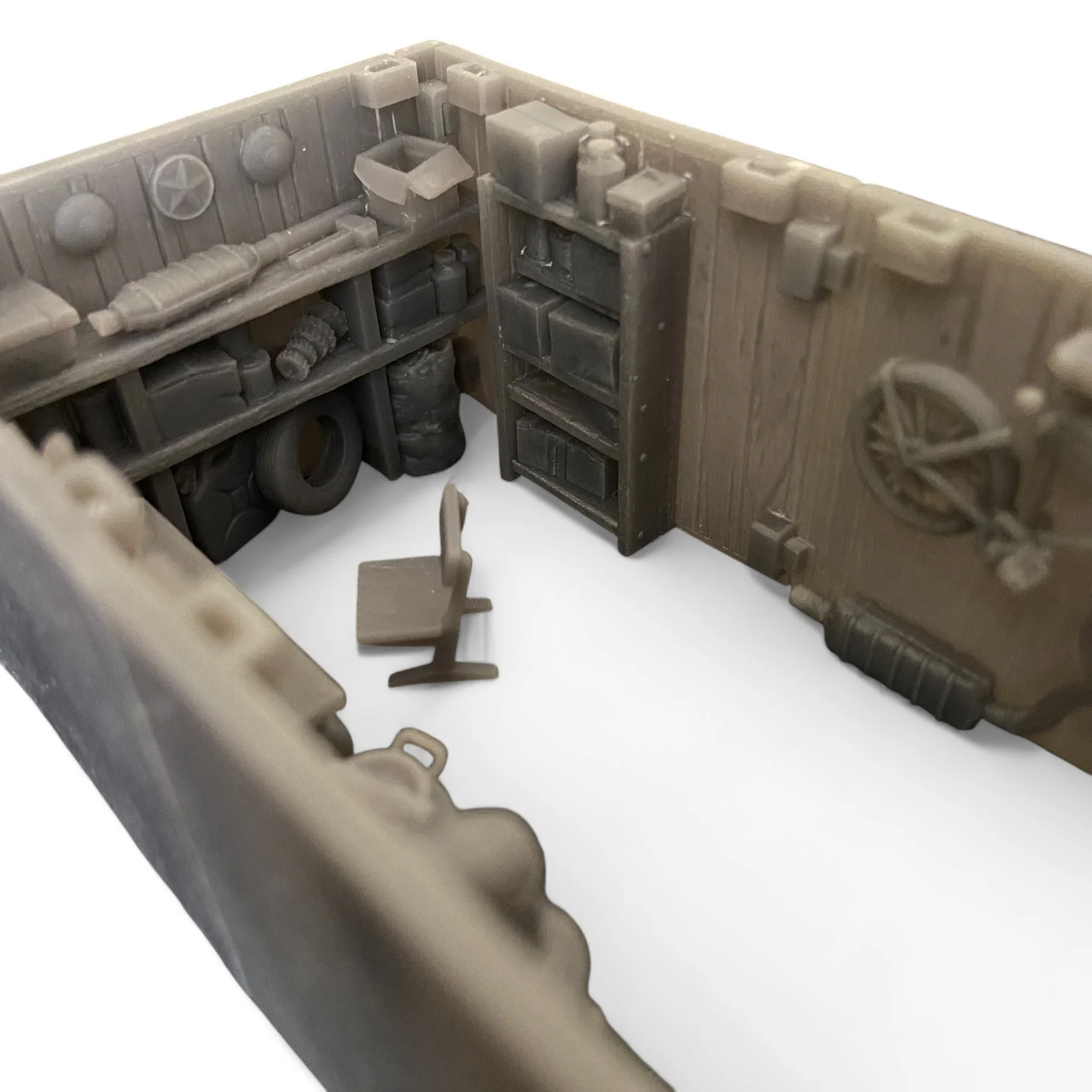 Small Garage - Image 8