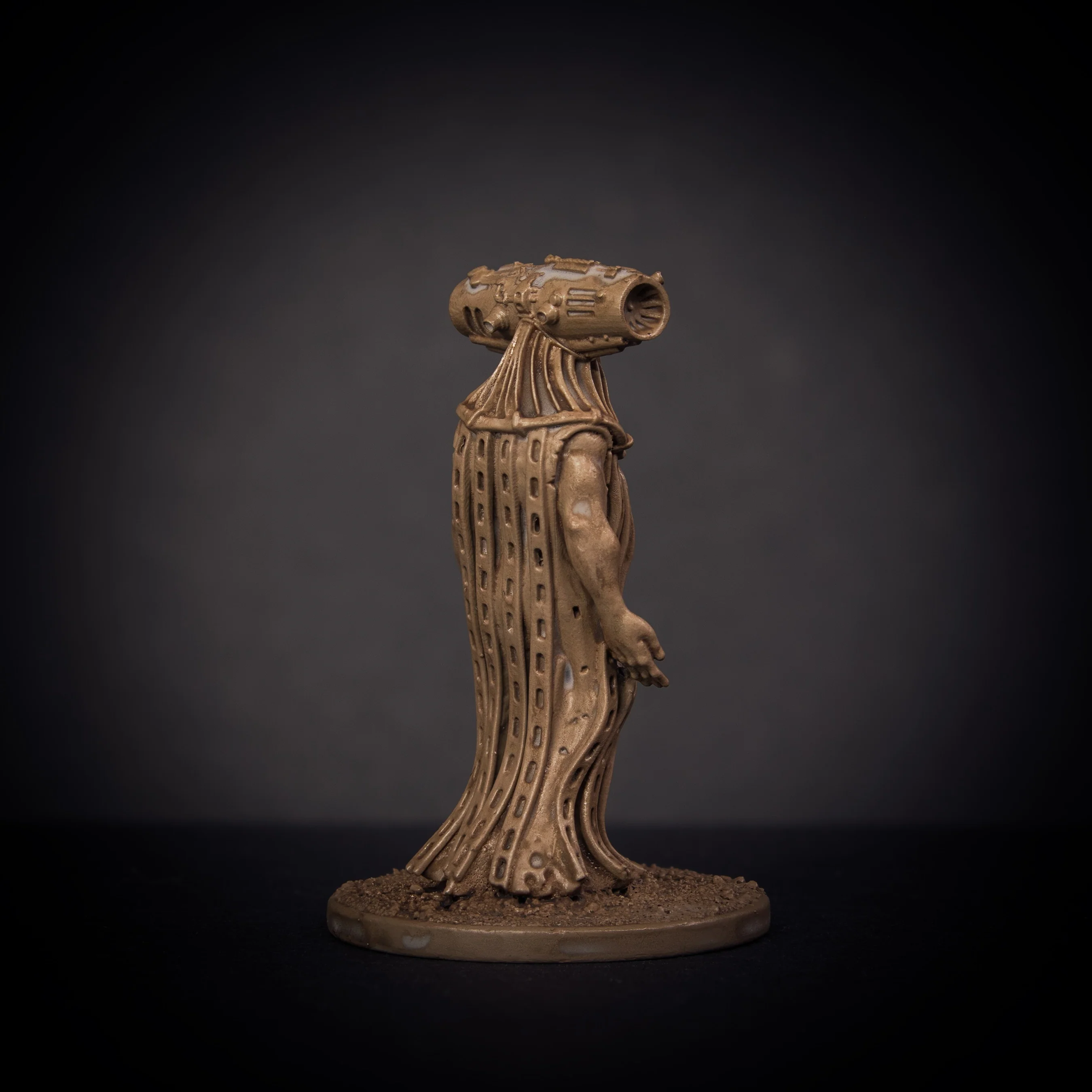 Vastarian Hammerhead Priest - Image 4